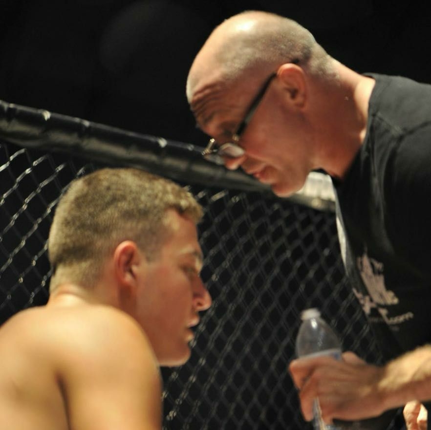 Coach Jeff Ruth