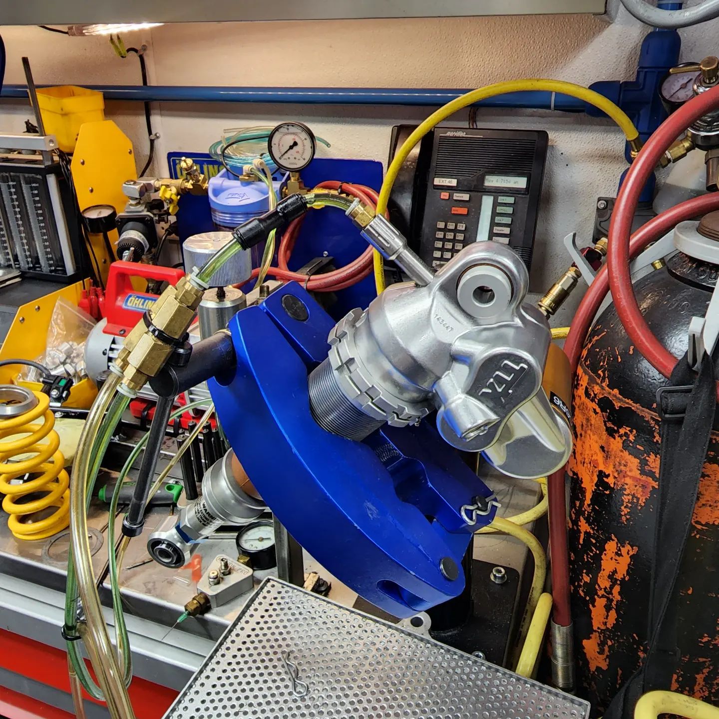 ୨୧ Proper '97 Ohlins shock sticker replacement?