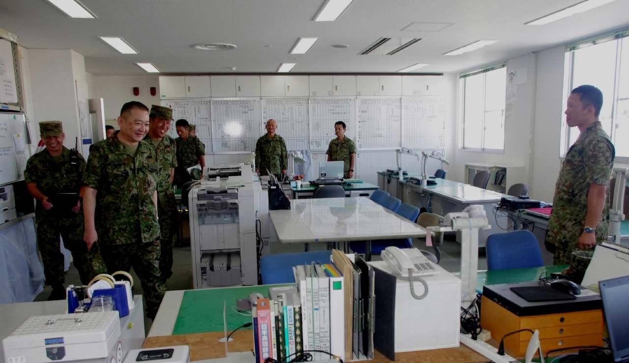 初度視察】 【LTG Goro Yuasa, Commanding General, Western Army