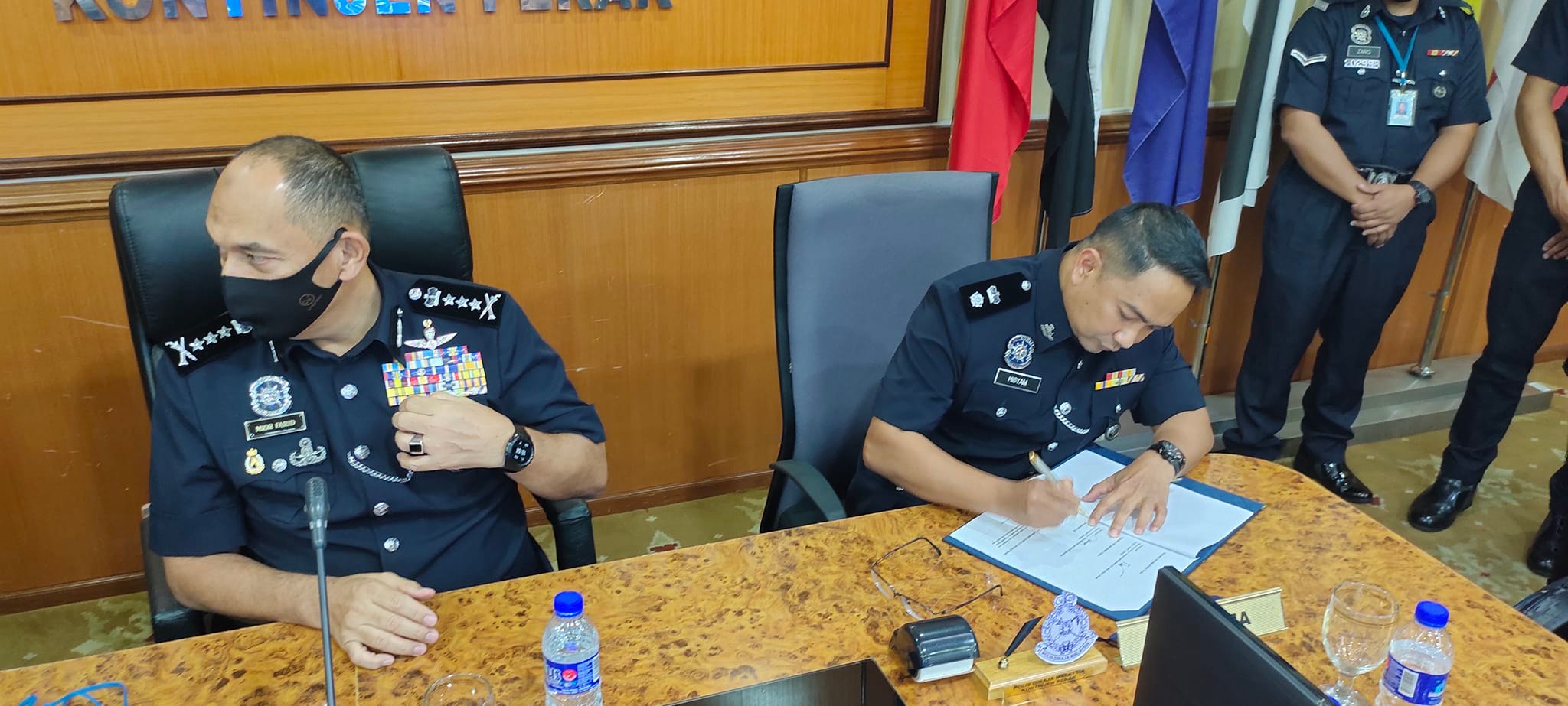 Polis Perak - MAJLIS SERAH TERIMA TUGAS JAWATAN KETUA... | Facebook