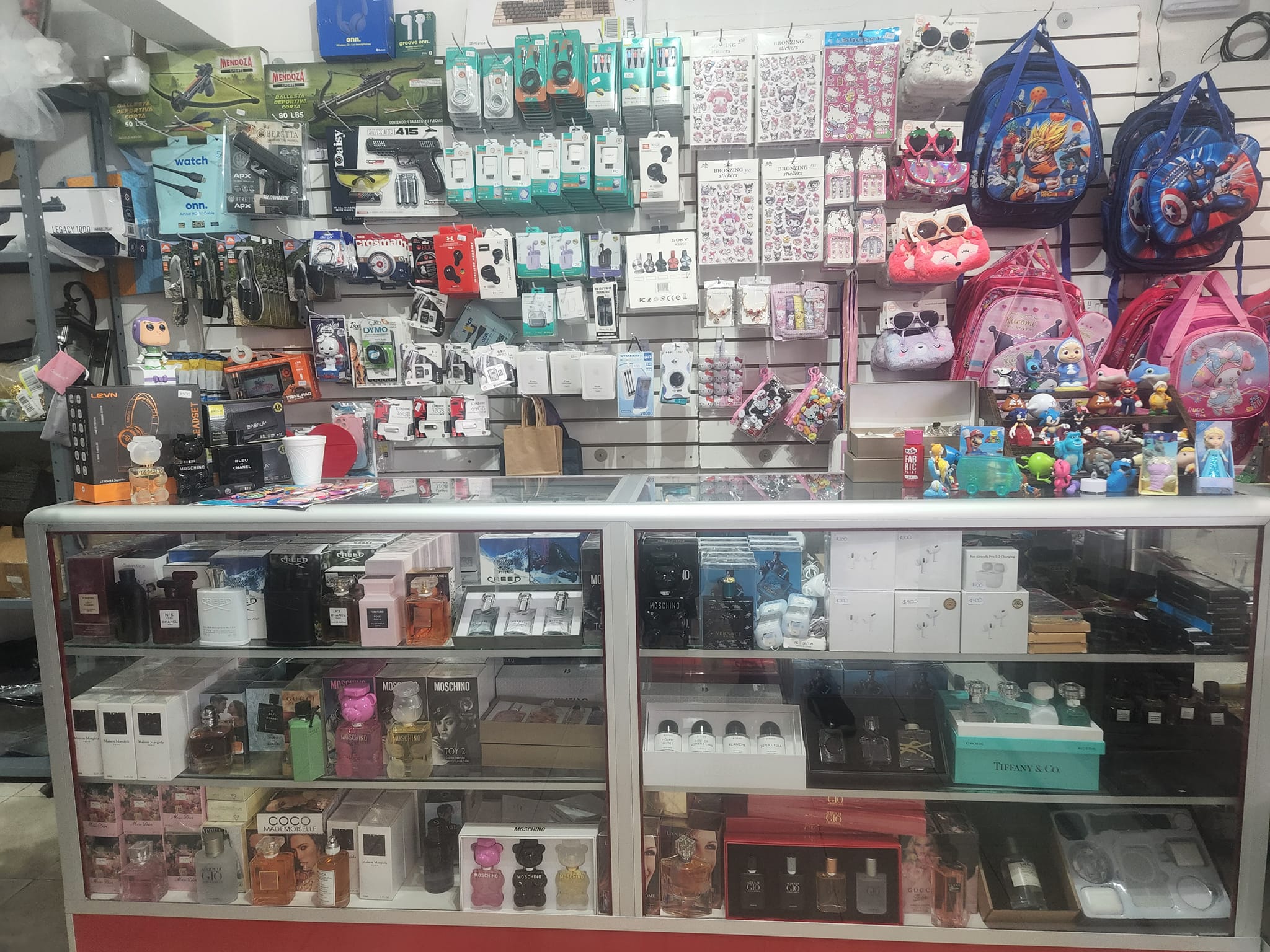 Par de lamparas de mesa estilo rococó... - El Bazar de Pepe | Facebook