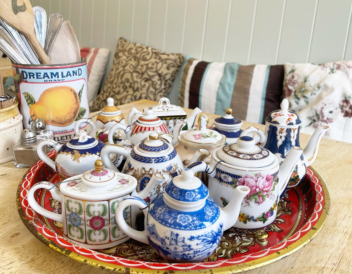 Dainty, delicate and decorative; the perfect way to describe our