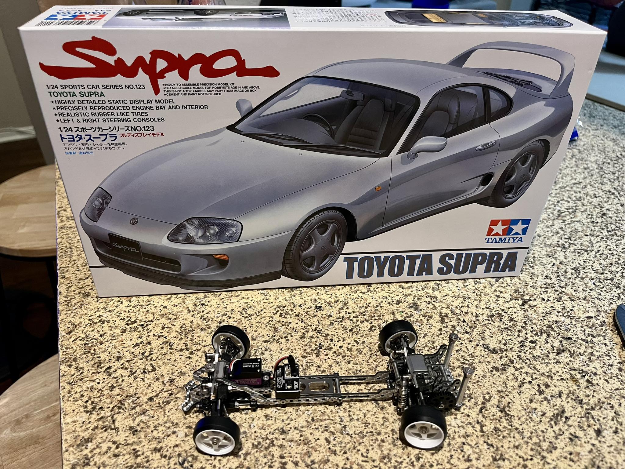 Rhino Racing RR01: Un bólido de carreras a precio de Seat León