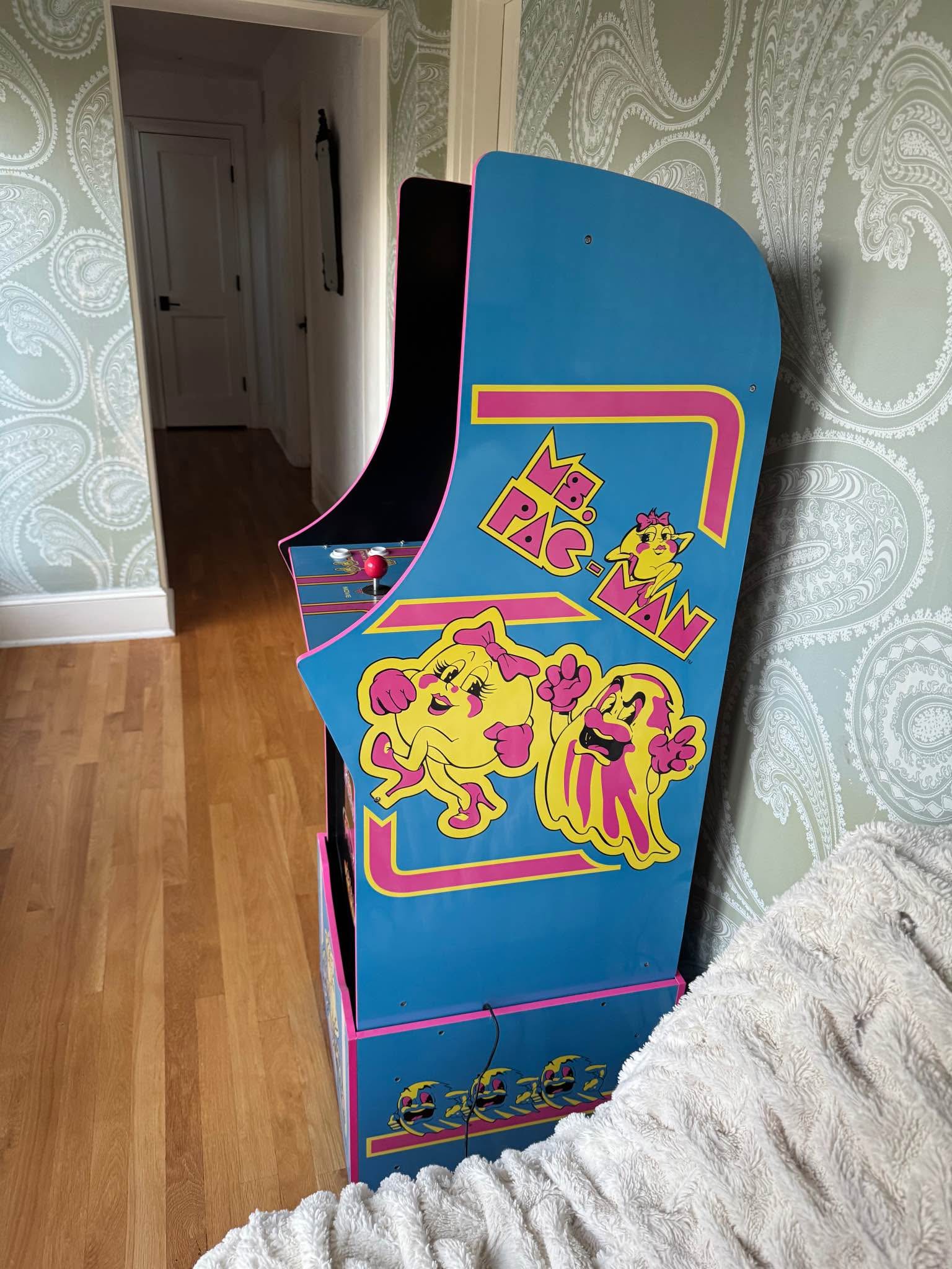 Mrs Pac-Man Arcade Machine - Slot Machines - Miami Beach, Florida ...