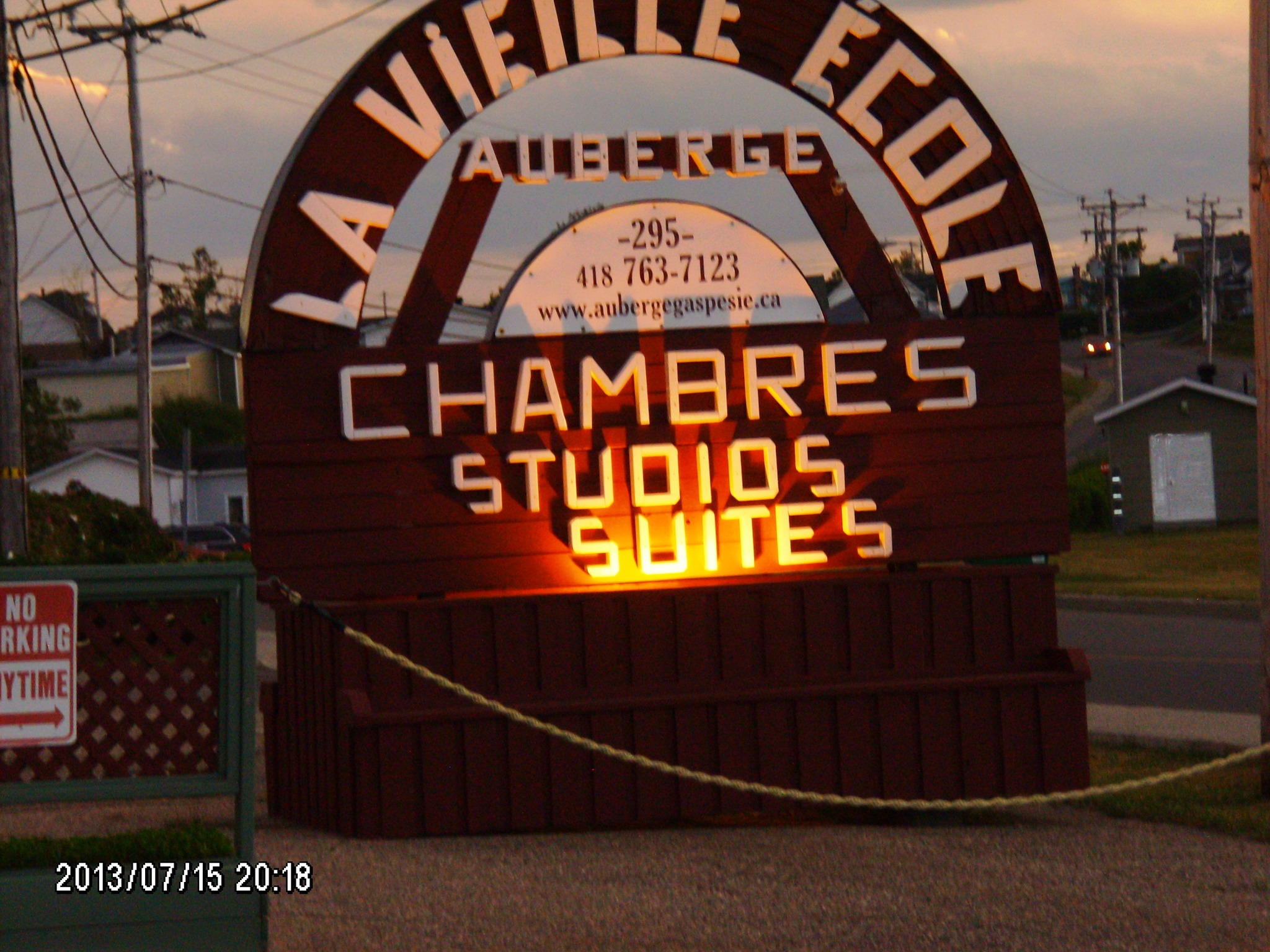 Auberge Internationale La Vieille École | Sainte-Anne-des-Monts QC