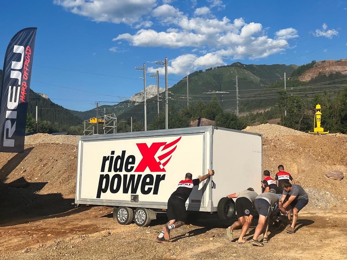 Ride Xpower - 🏍 Enduro also means helping each other and...