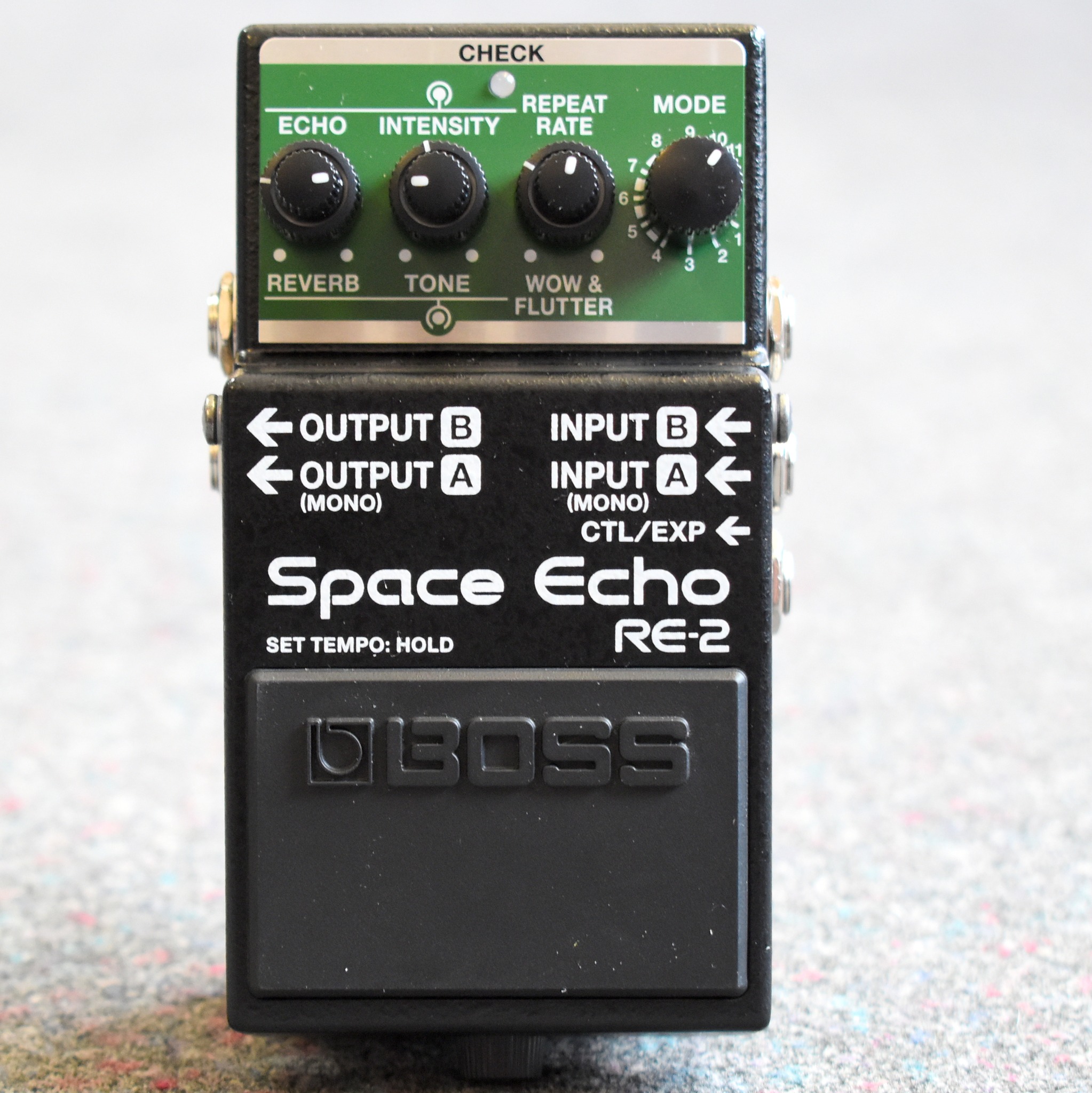 Boss Space Echo RE-2 review for guitar tone