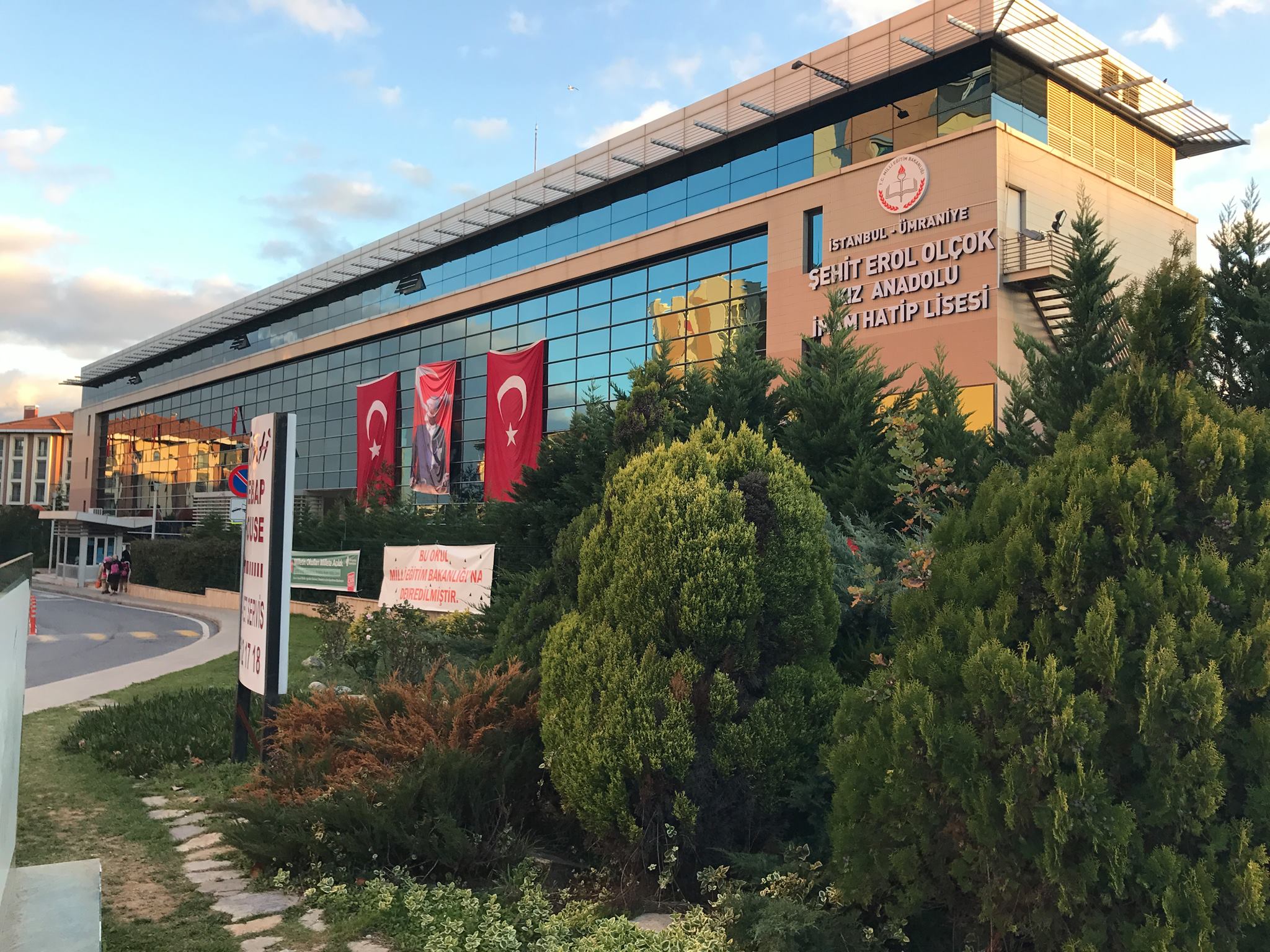 Çayırönü İmam... - Çayırönü İmam Hatip Ortaokulu / Ümraniye