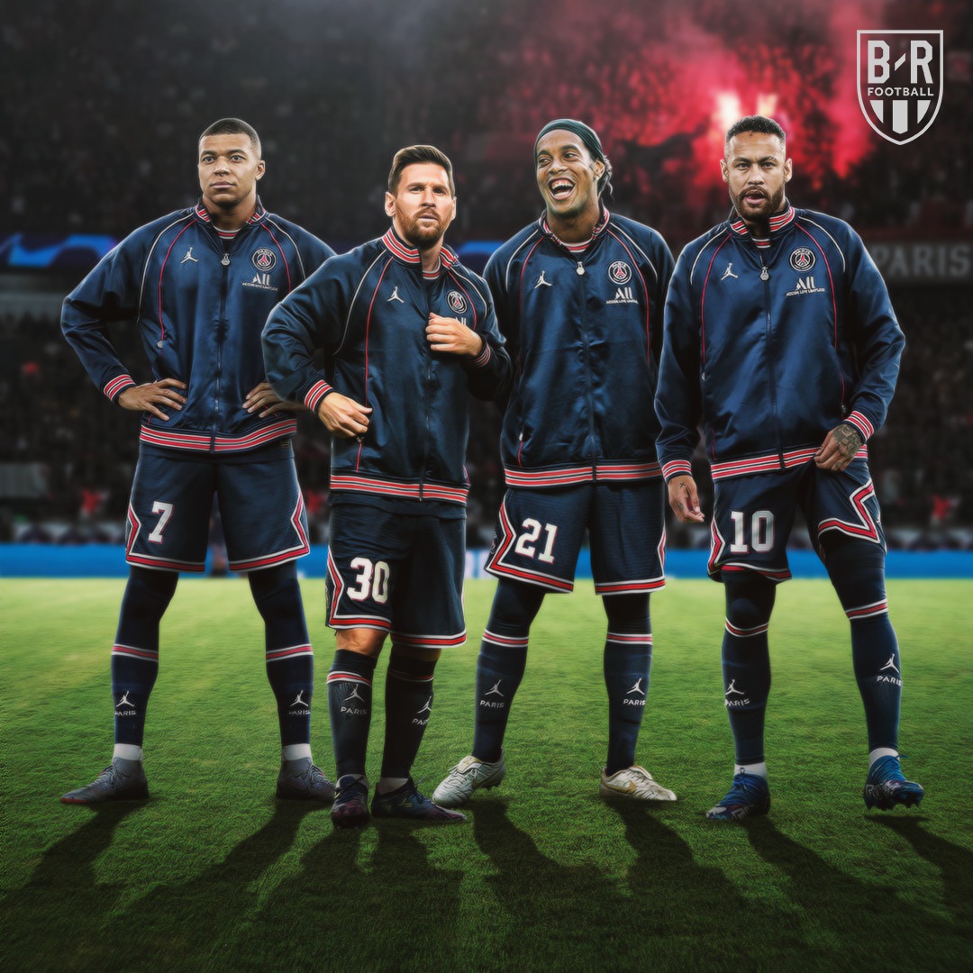 Paris Saint-Germain 2001 Away by Nike | Ronaldinho 🇧🇷 Hitting