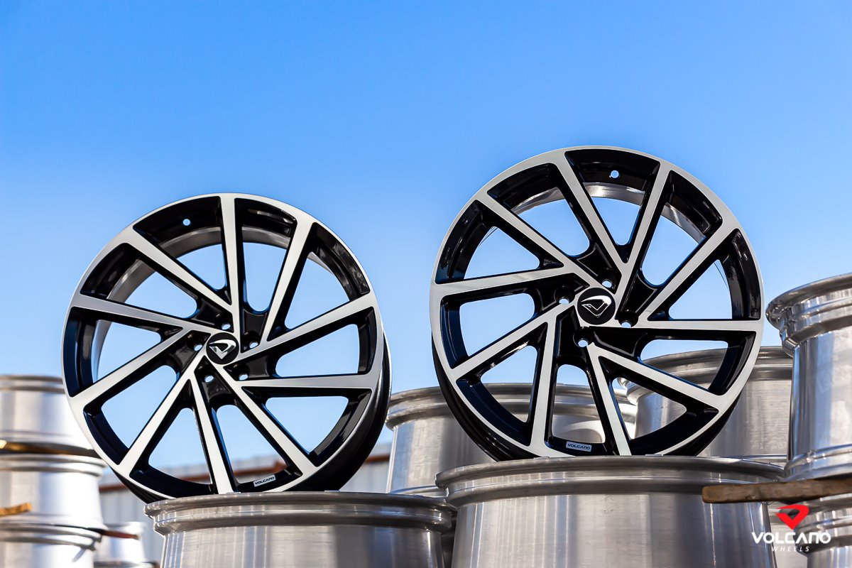 Volcano Wheels - A Volcano R-Seven é uma roda direcional e...