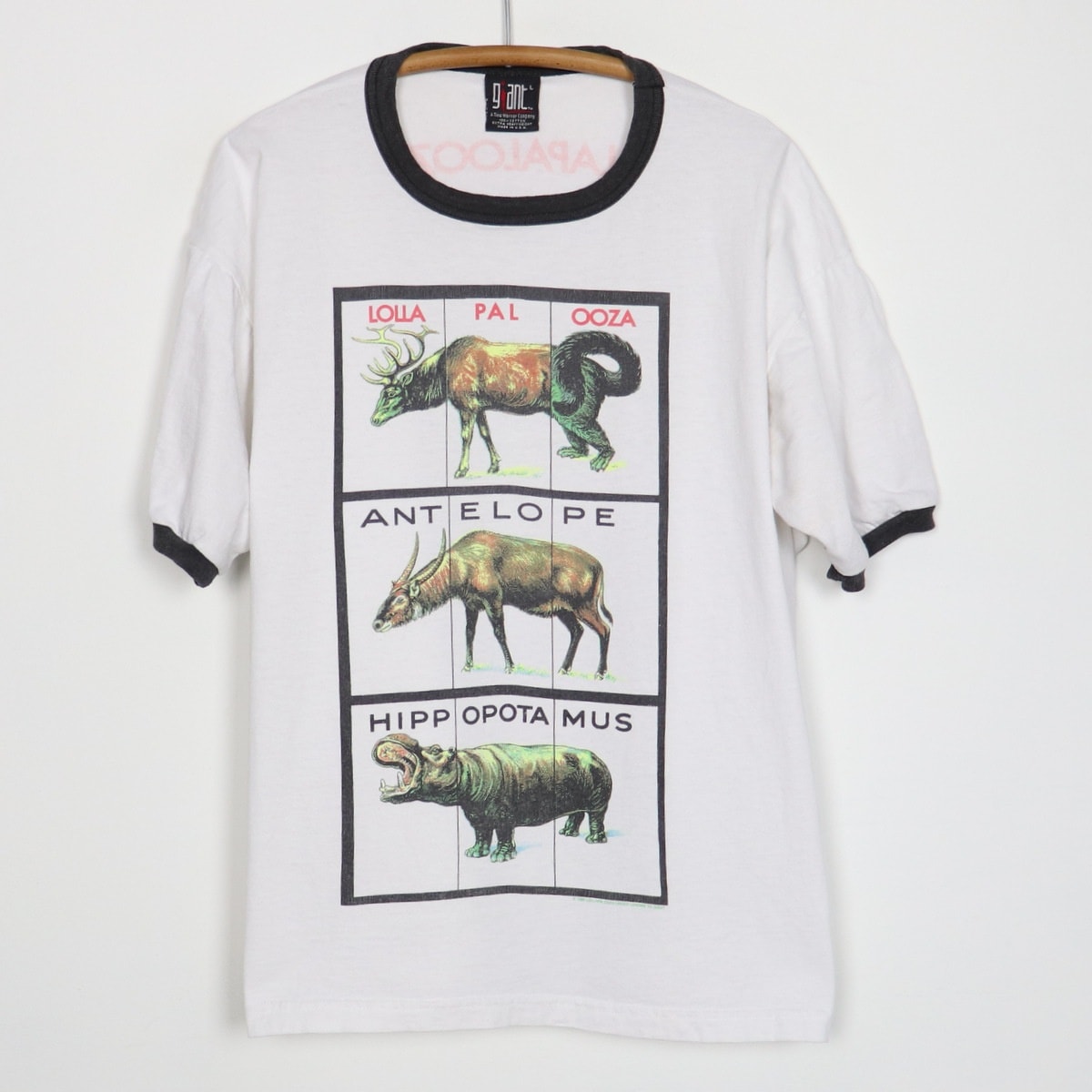 ? Vintage 1996 Lollapalooza Concert Shirt - https://wycovintage 