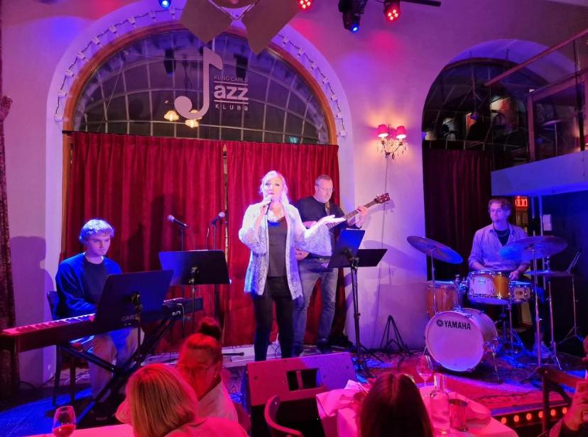 Helene Du Rietz Music