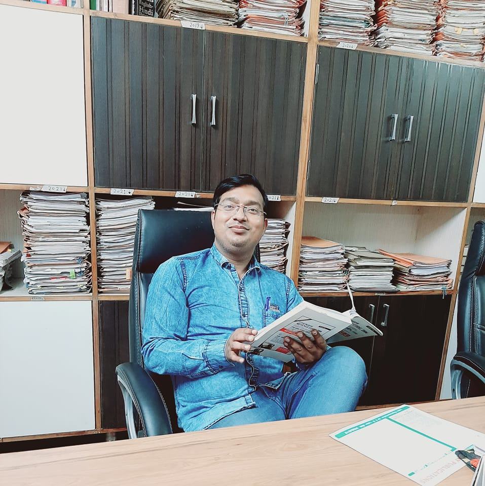 Adv Ravi Mishra Shastri - #एक_और_झूठा ...
