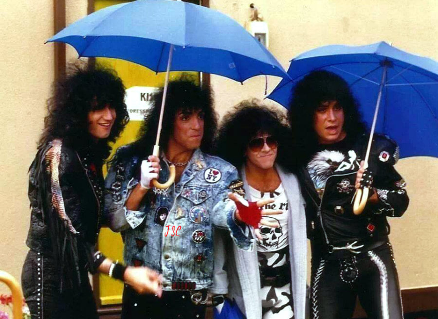 ミュージシャン KISS Monsters of Rock Donington 1988 Kiss playing 1988 'Donington Monsters Of Rock'