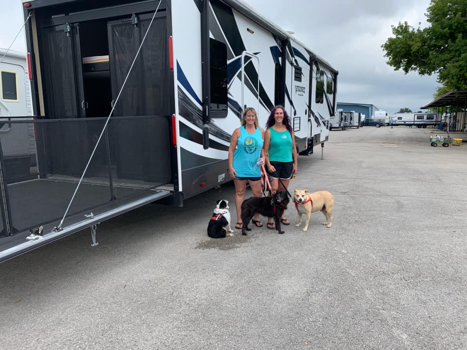 Congratulations to... - Crestview RV Superstore Selma, Tx.