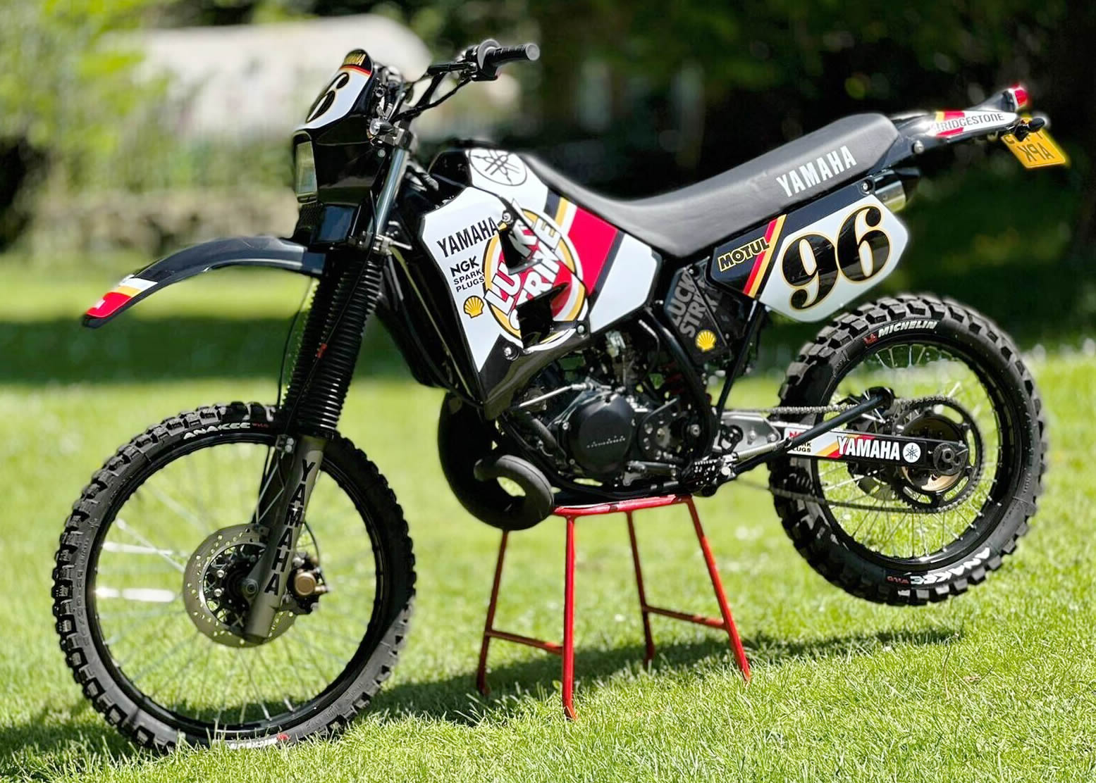 Stunning looking fully restored 1994 Yamaha DT125R - Clearly had 