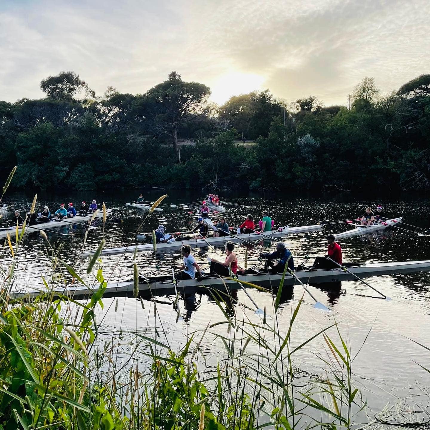 CAROLS ON THE BARWON// Merry... - Corio Bay Rowing Club
