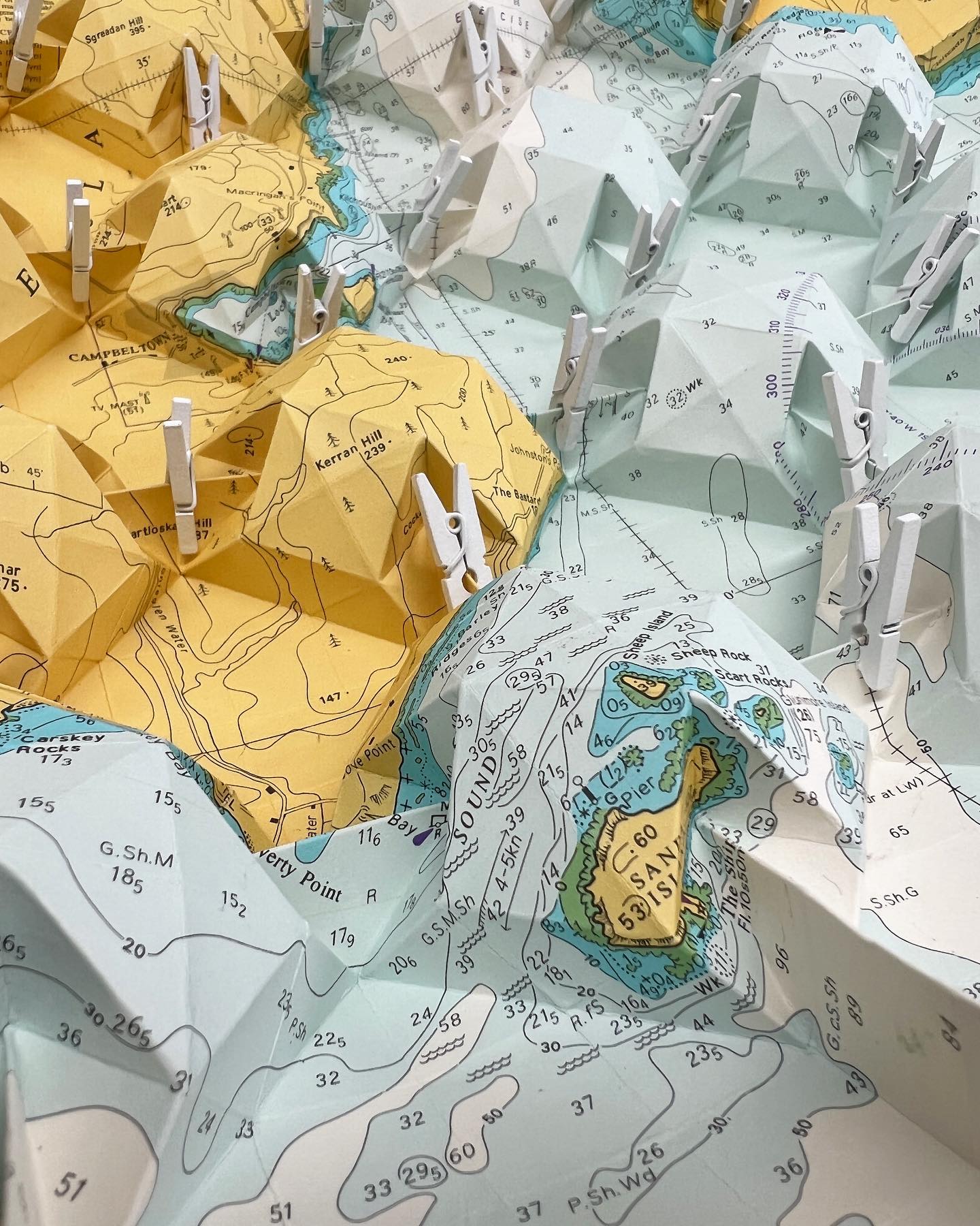 Fenfolio - Cartography + Origami = Cartogami ~ #paper... | Facebook