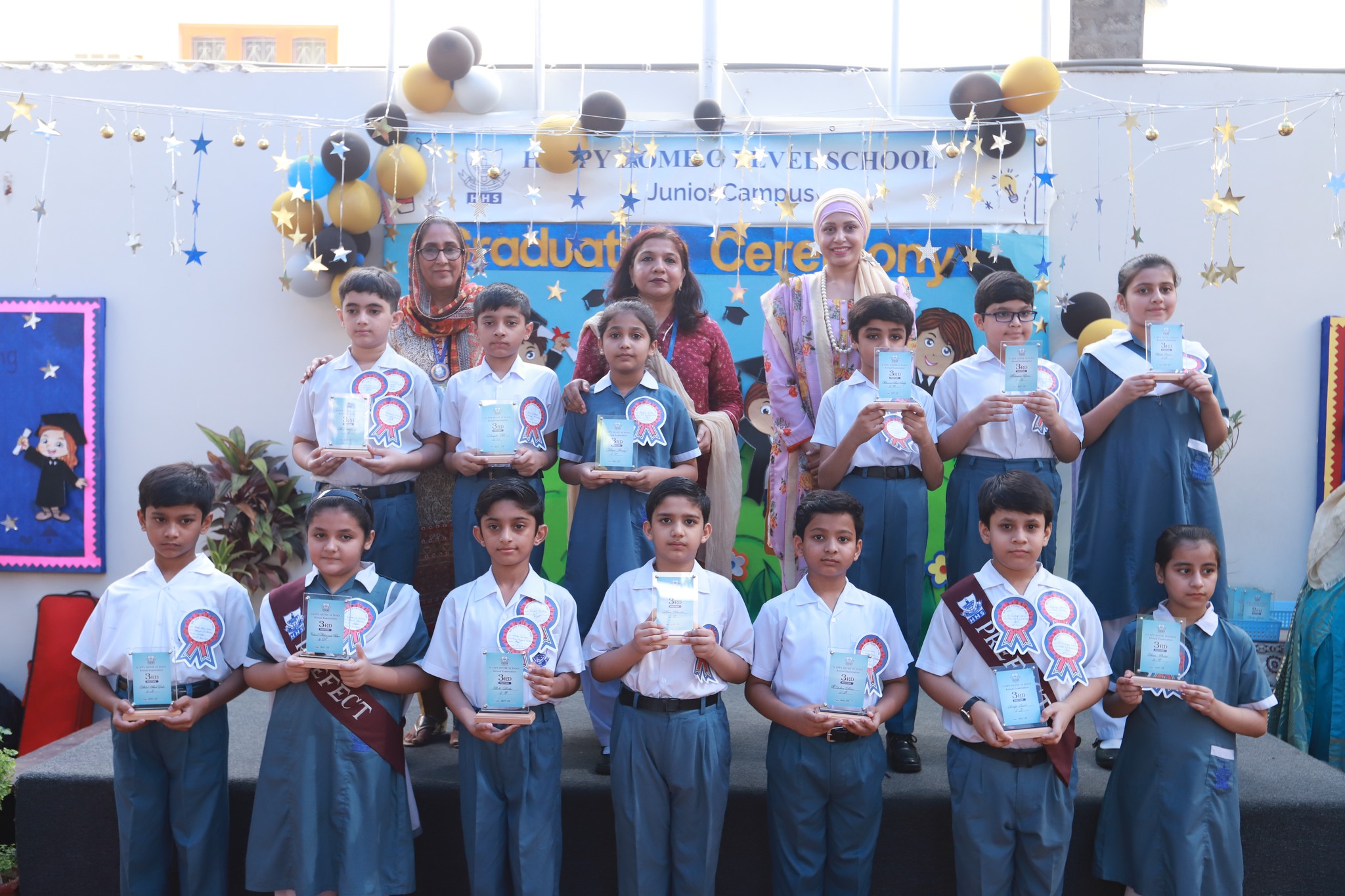 An award ceremony was held at HHS O... - HHS O Level School