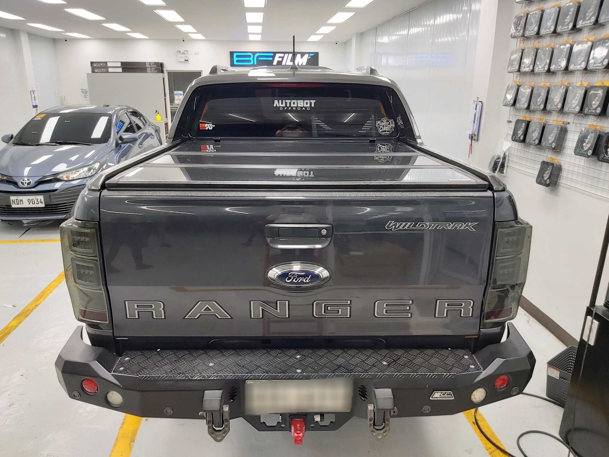 TOPFLIP JR INSTALLED ON THIS FORD RANGER WILDTRAK! fashion bar ...