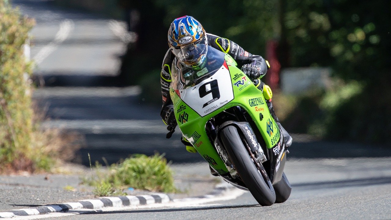 Dafabet Racing - Our very own Rob Hodson #44 proving his... | Facebook