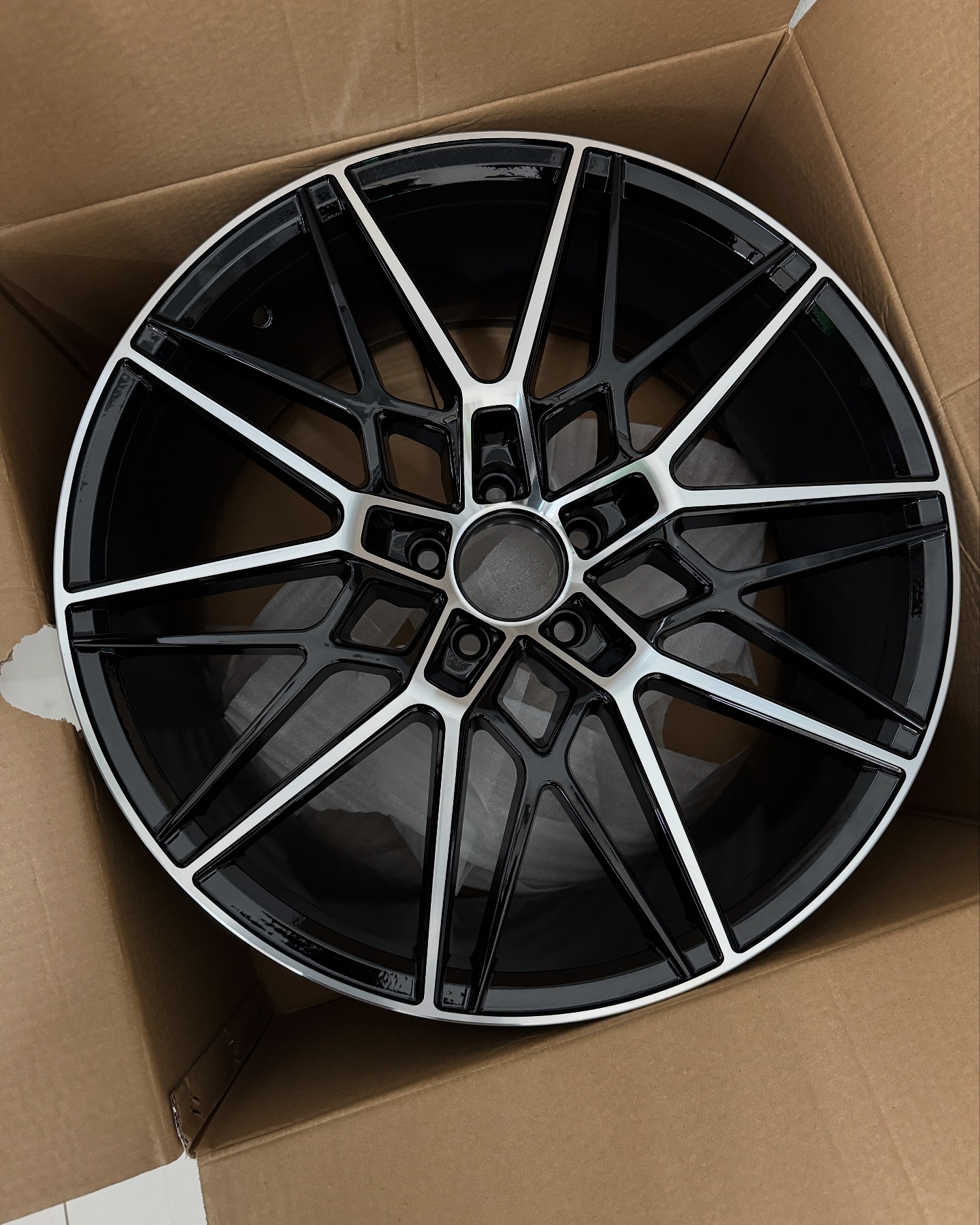🔥 AMAZING RIMS. UNBEATABLE... - Tyre Warehouse Jamaica | Facebook