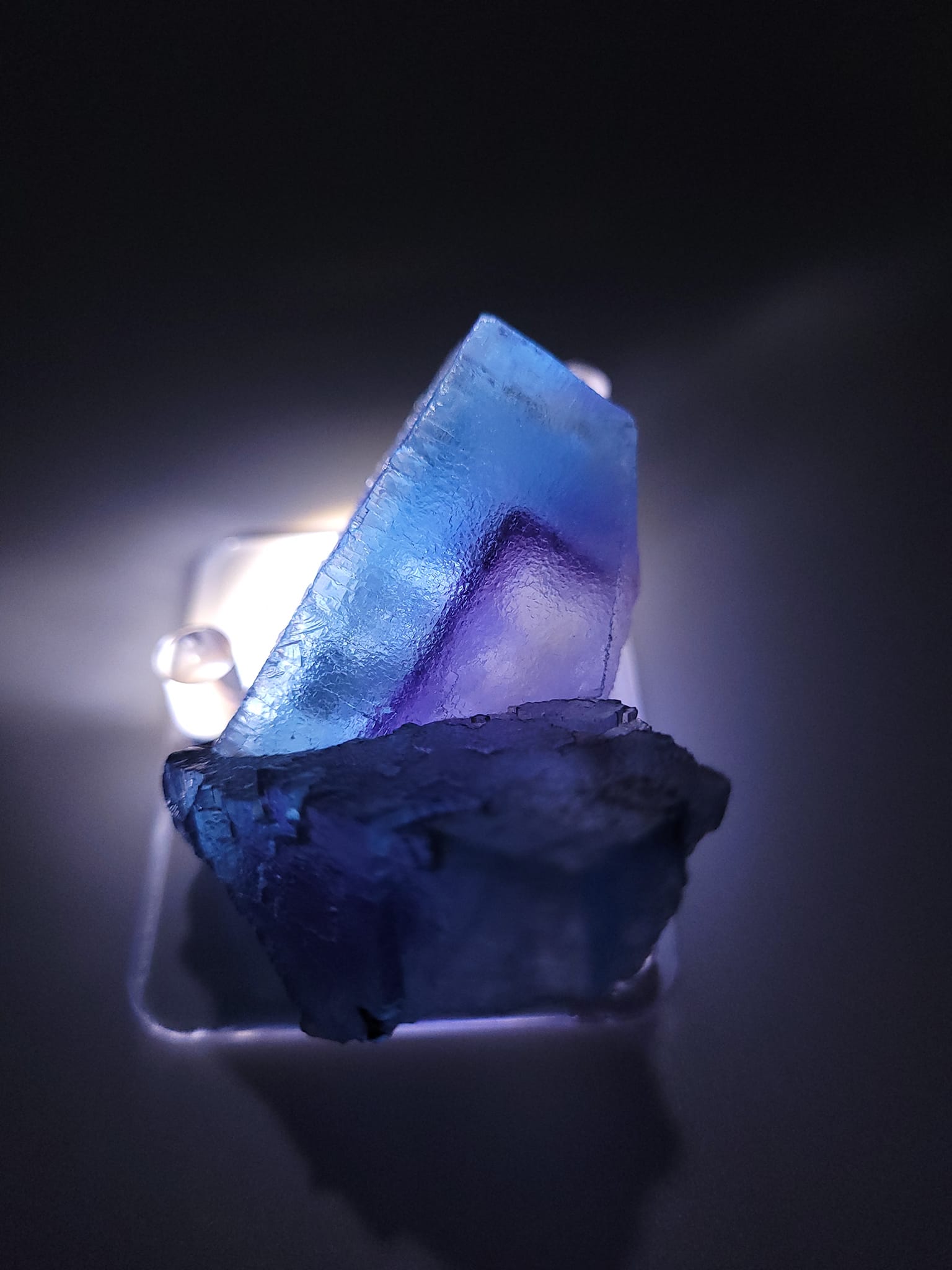 置物 Minerva Mine#1 Blue Zoned Minerva No.1 Mine! This incredible specimen has