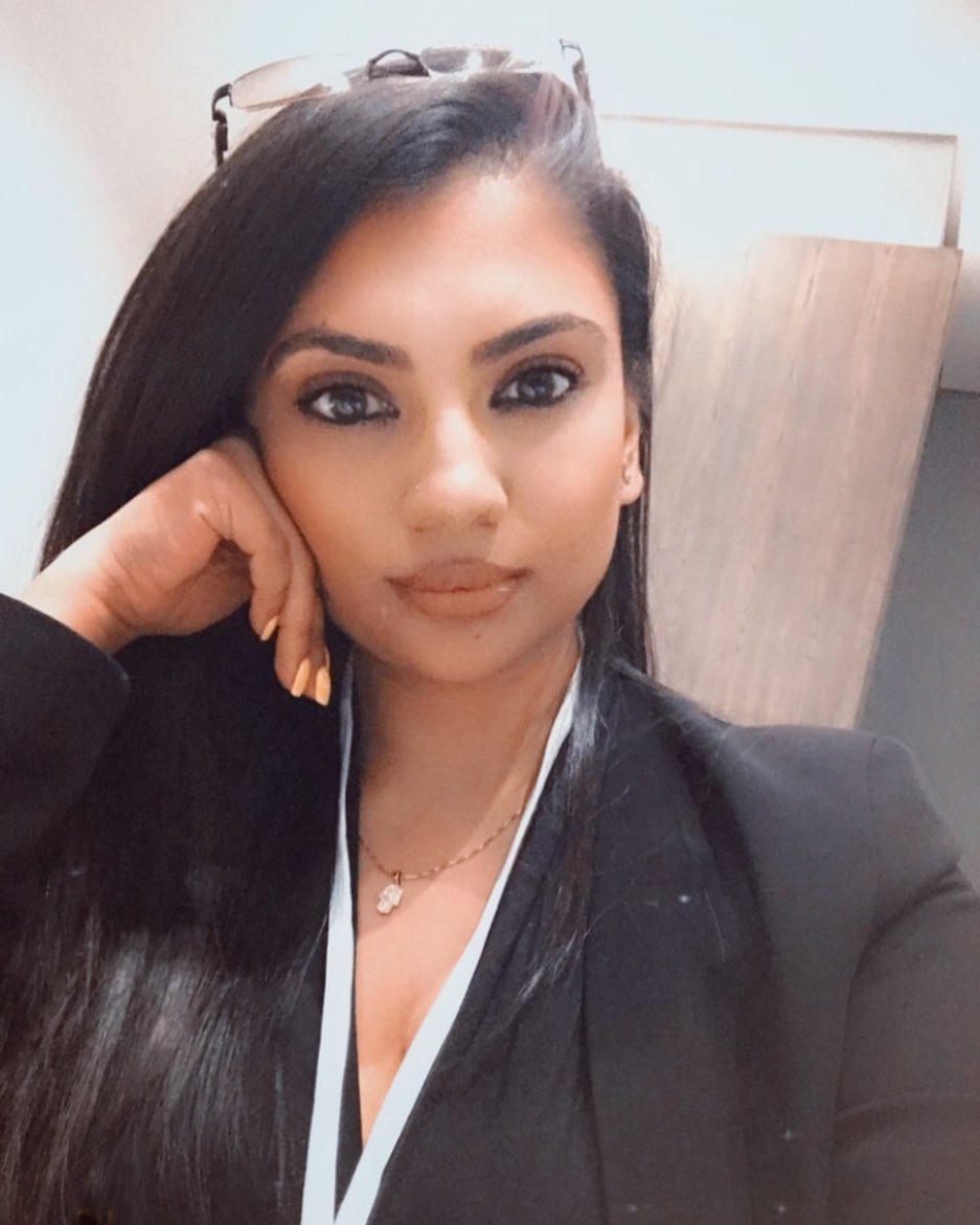 dr_variza_roopa | Johannesburg