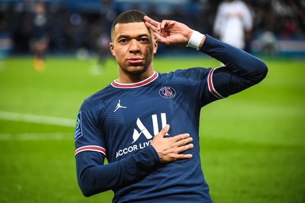 The Madrid - 🚨🚨| BREAKING NEWS: Kylian Mbappé has informed Real Madrid ...