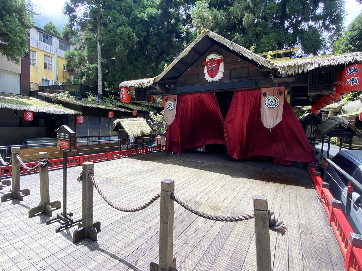 明山森林會舘-溪頭松林町 - 「討糖超人」集結！！ 一年一度溪頭萬聖嘉年華來囉！ 招募喜愛變裝搞怪、群魔亂舞的你，... | Facebook