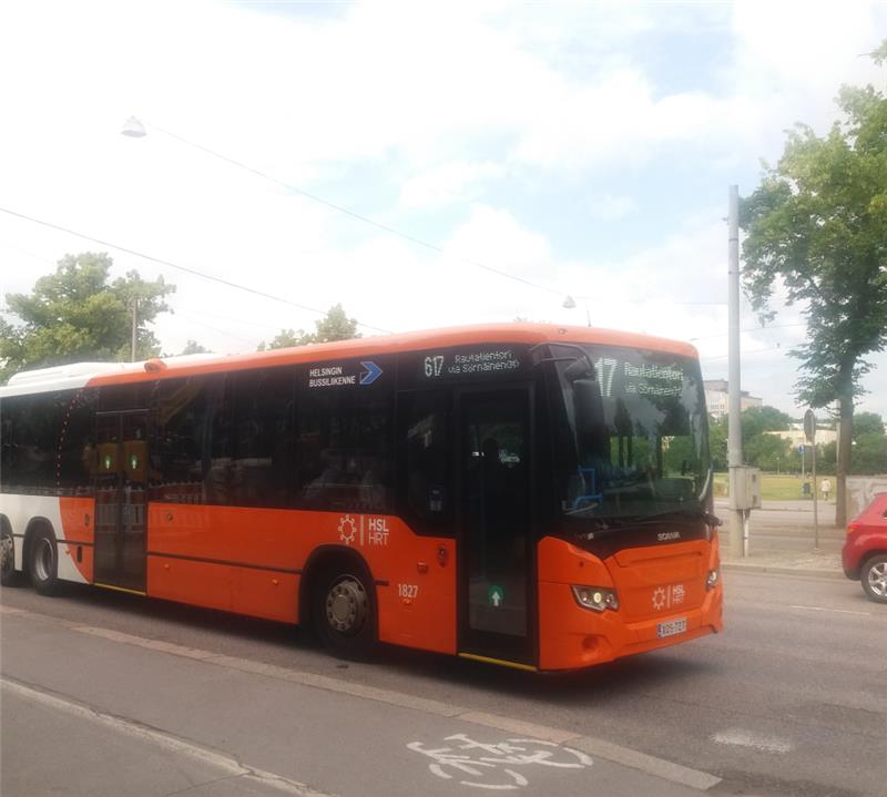 HSL - Bussibongari: Oletko jo havainnut oransseja busseja Hämeenlinnan ...