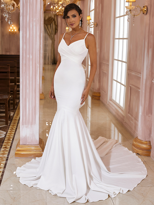 hebeos gold dress You'll be statuesque in this dress. #hebeos #wedding2022 #weddingdress #weddingdresses Shop it now: https://bit.ly/3J15uG3 kids/girl-clothing
