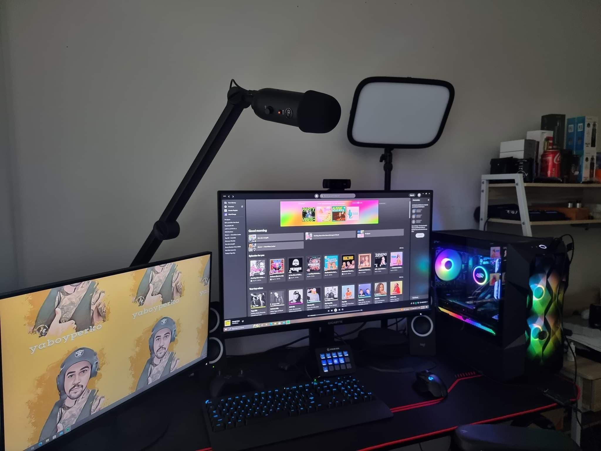 😍 Andrew's streaming setup! This... - Cataclysm Computers | Facebook