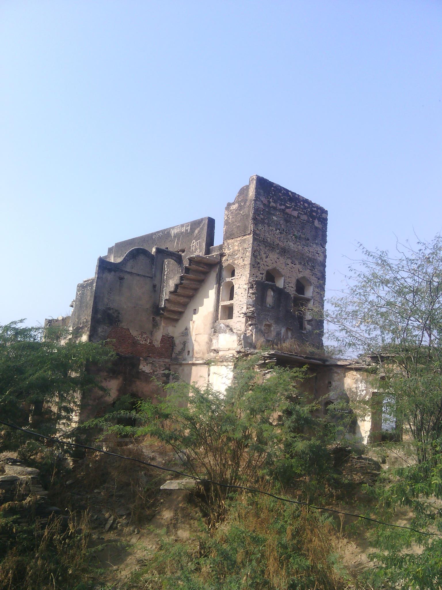 Bubaniya Fort