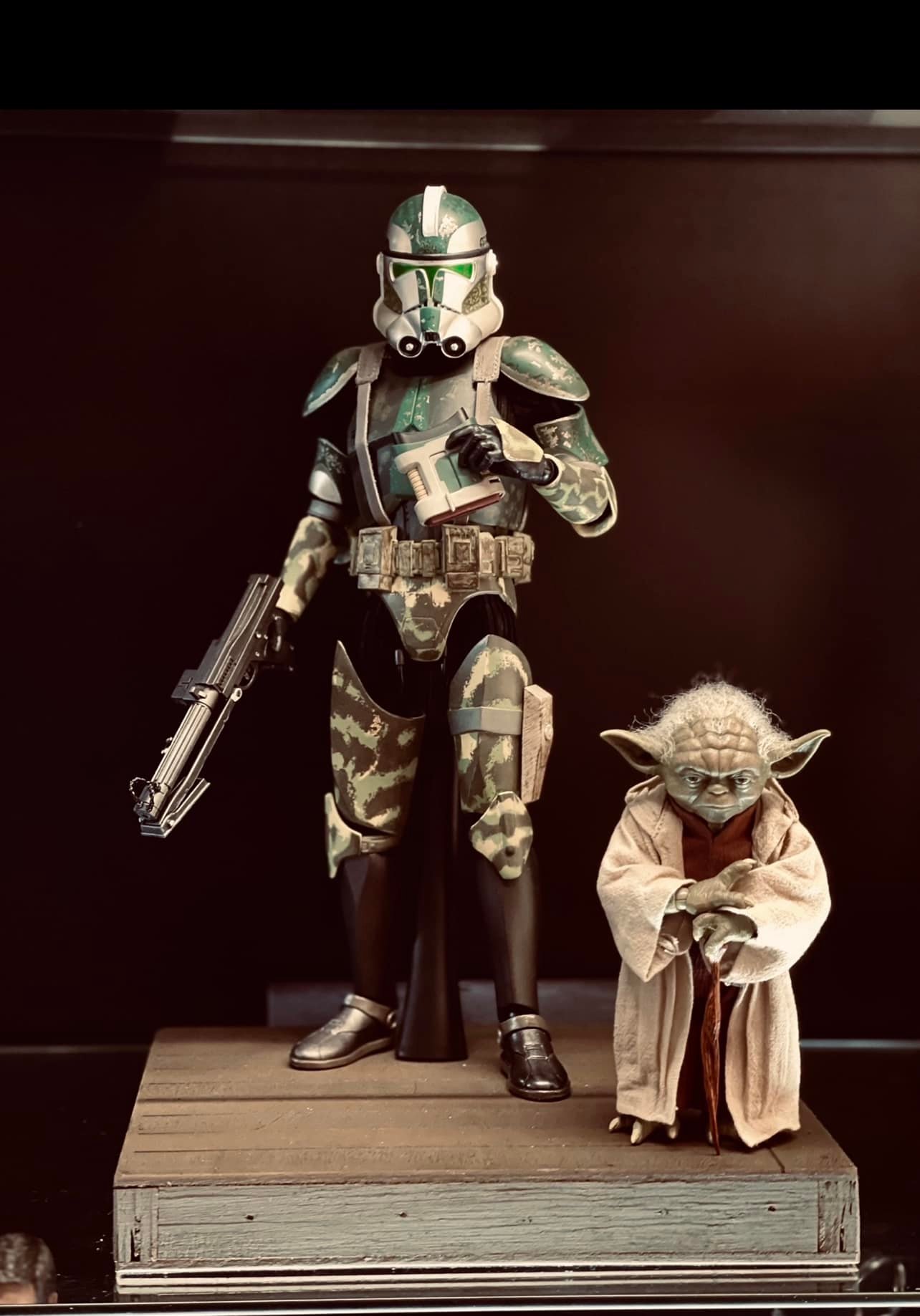 Deluxe clone commanders showcased exceptional sideshow work