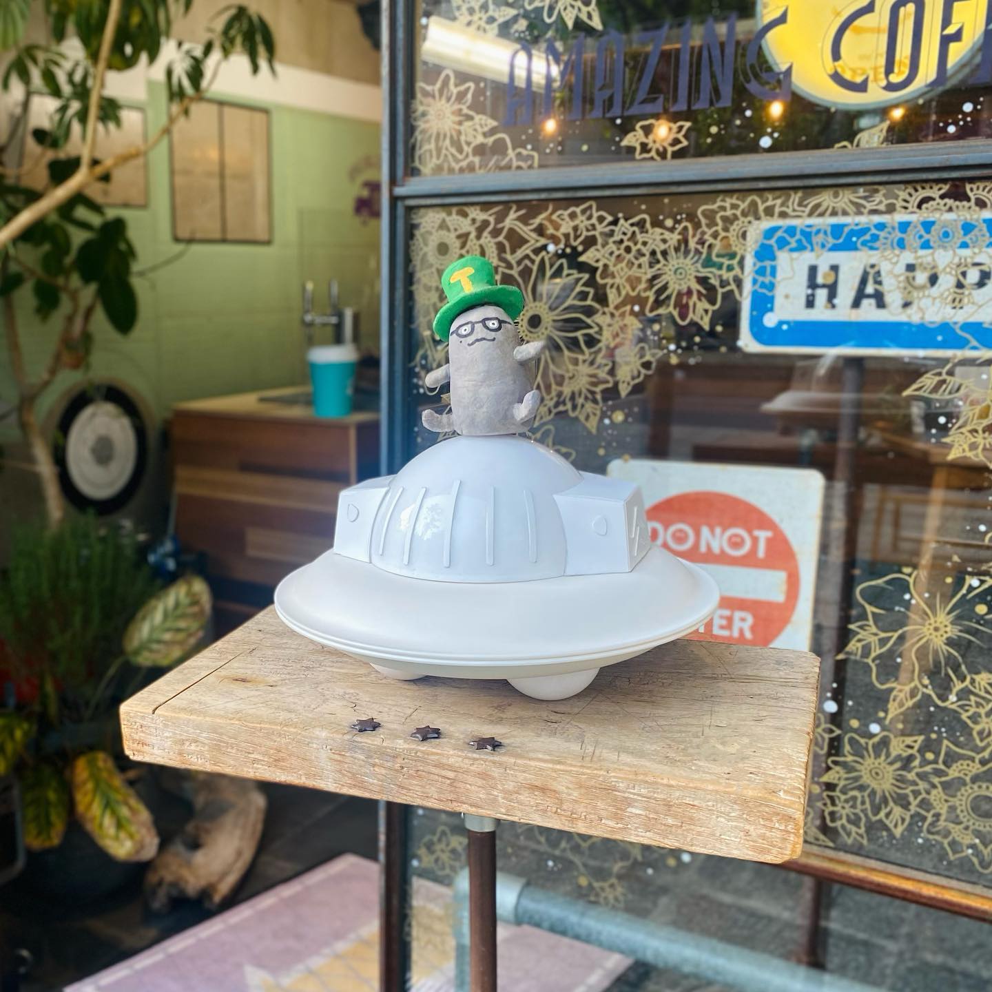 Amazing Coffee Tokyo Nakameguro 只今 ピコくんが渋谷から中目黒に出張で来ています 仲良しのマメtと久しぶりに会えて嬉しそうですね Amazingcoffee アメージングコーヒー Coffee コーヒー Ameco アメコ Tokyonakameguro 中目黒 中目黒