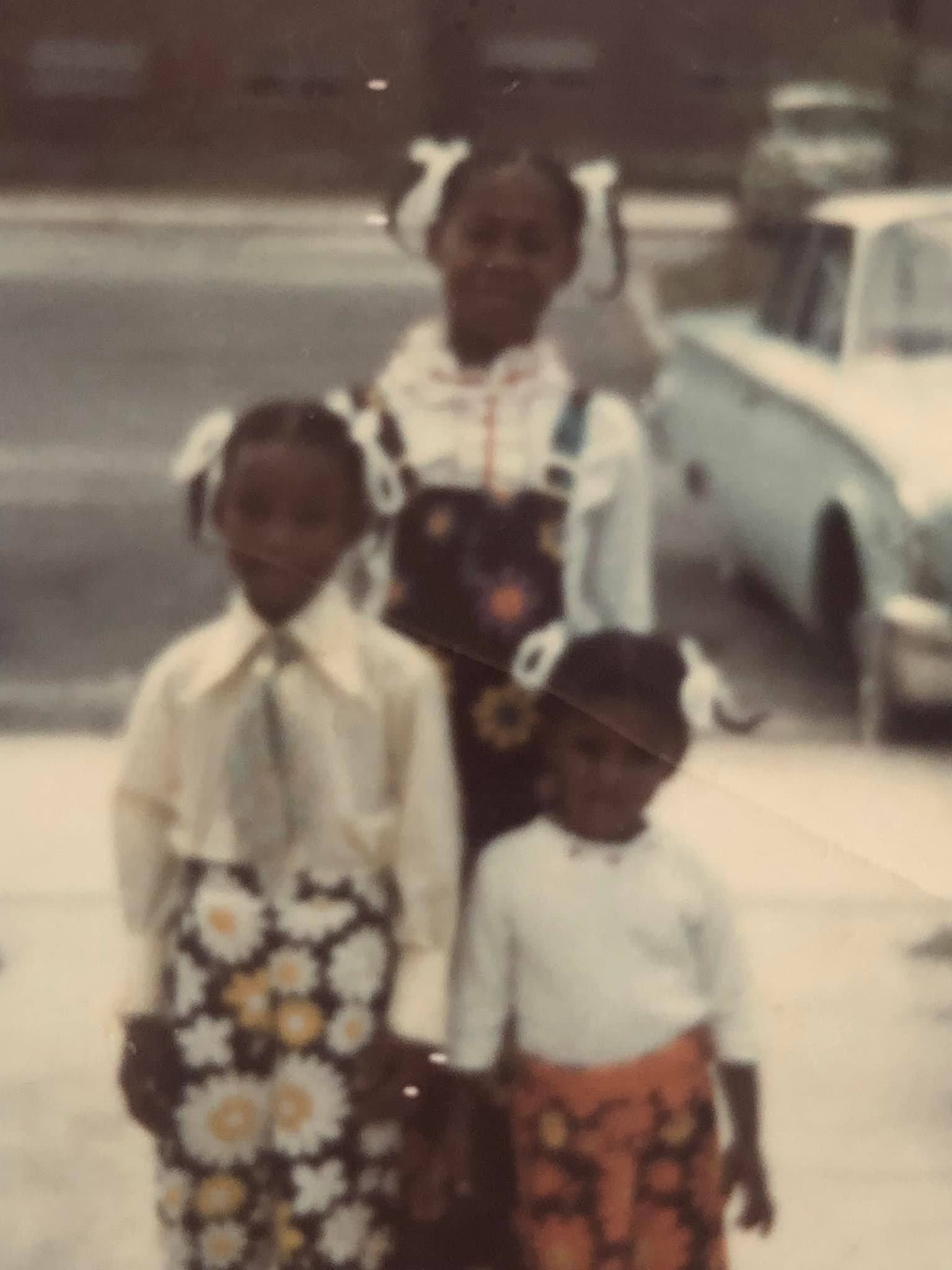 Quatro sisters and friends in 1968
