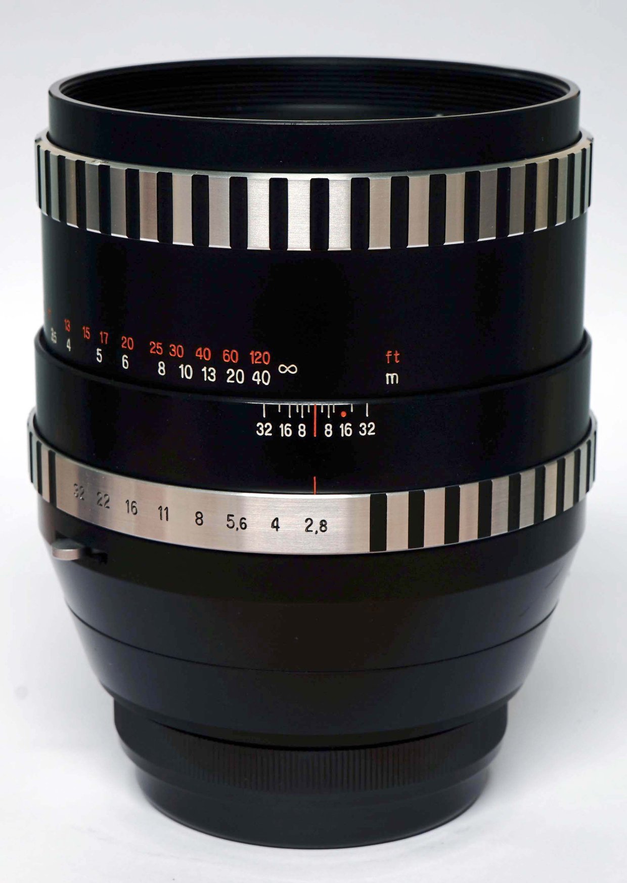 Aus Jena S (Carl Zeiss Jena Sonnar) 180/2,8 .Pentacon 6 mount .200