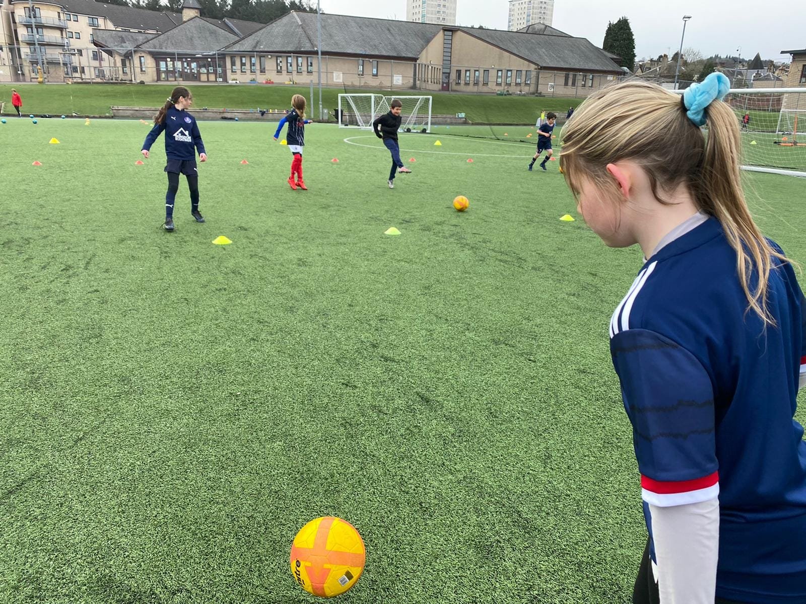 girls-football-falkirk-football-community-foundation
