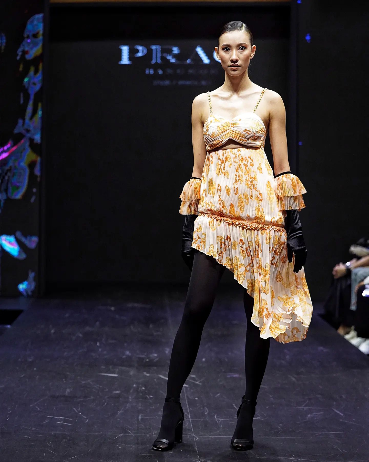 PRAO Bangkok - Look 001 PRAO BANGKOK คอลเลคชั่น Spring/... | Facebook