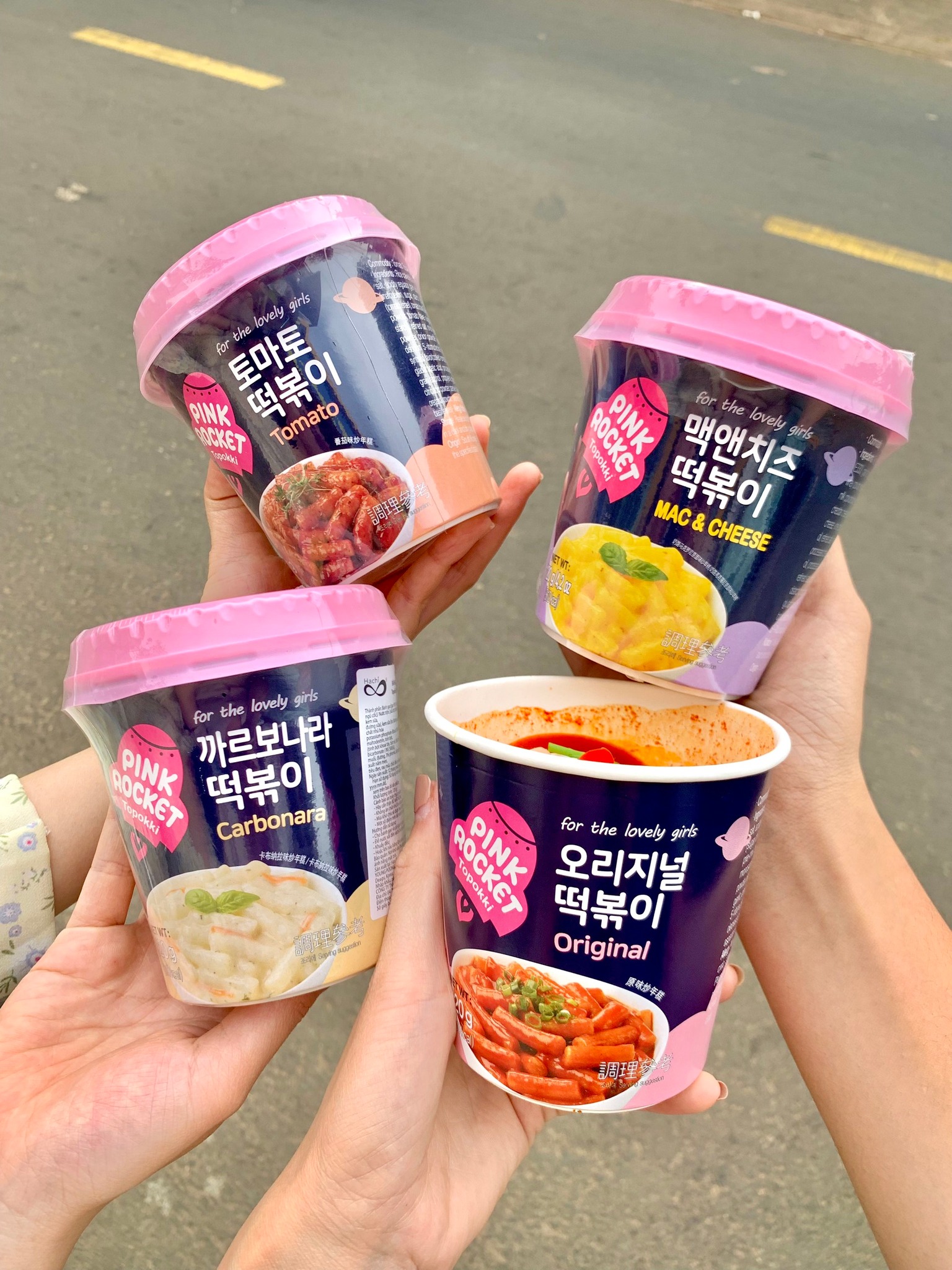 4 loại topokki 'ăn liền' ngon xuất... - Pink Rocket Topokki