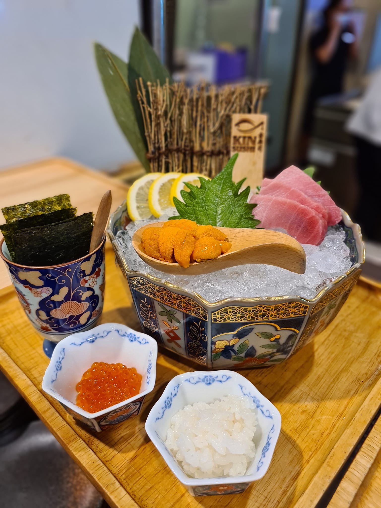 Kin Sushi - จับคู่ฟินกันอย่างลงตัว Uni และ Chutoro... | Facebook