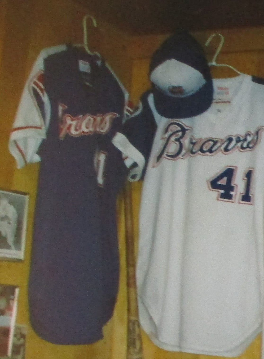 In May and June of 1976, the Braves wore nicknames on their jersey
