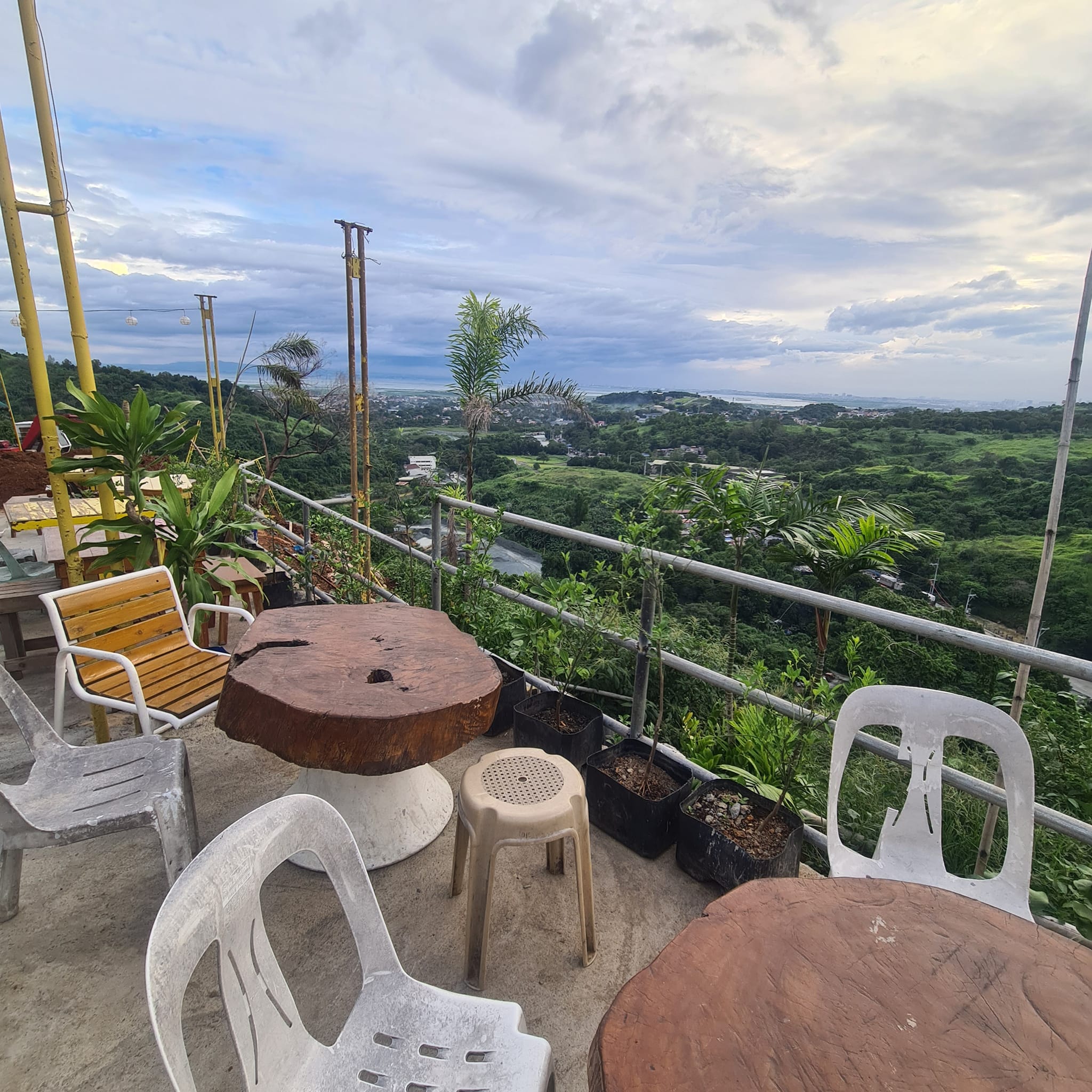 EggO Café | Angono
