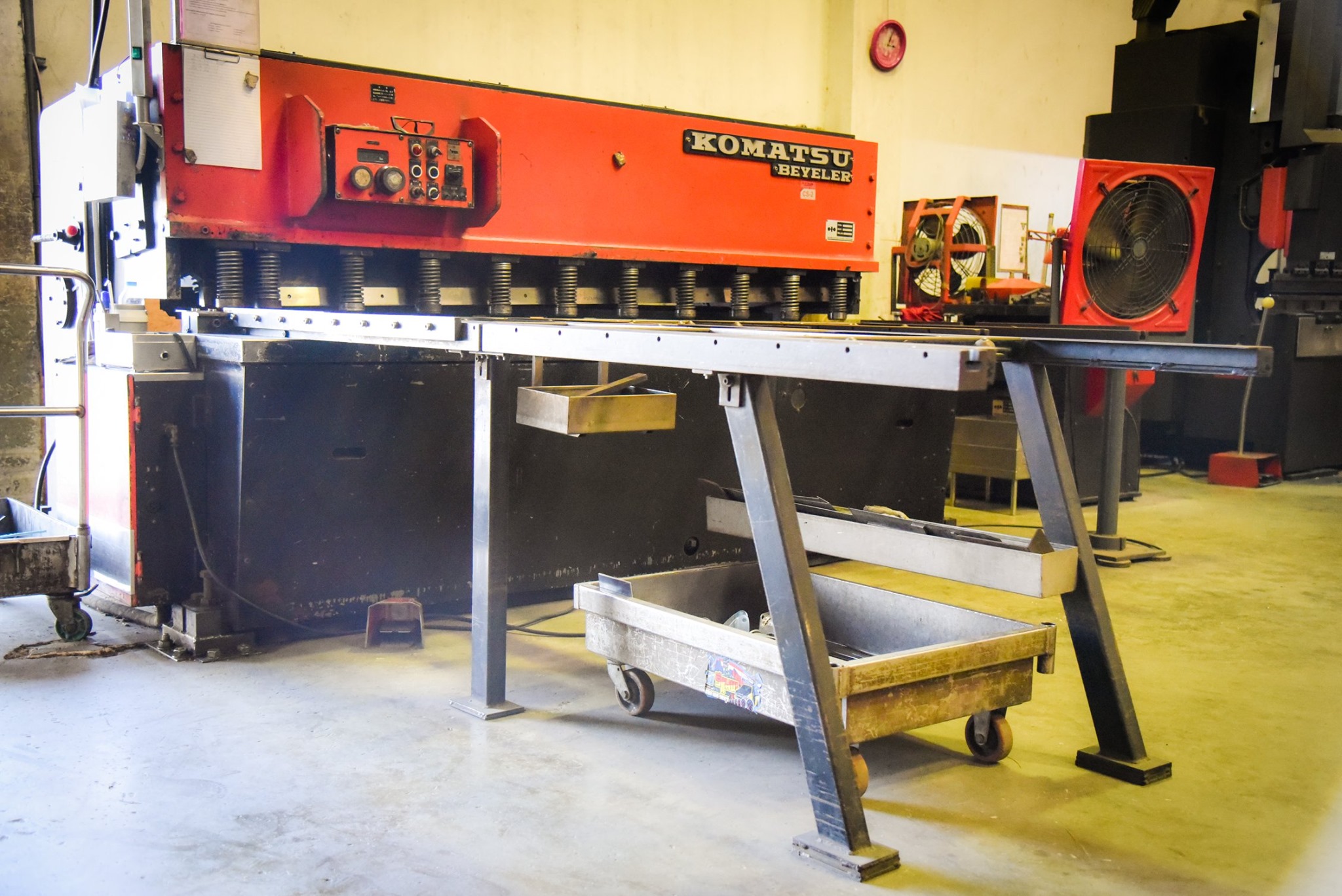 Raja Engineering Machine | Muang Samut Prakon