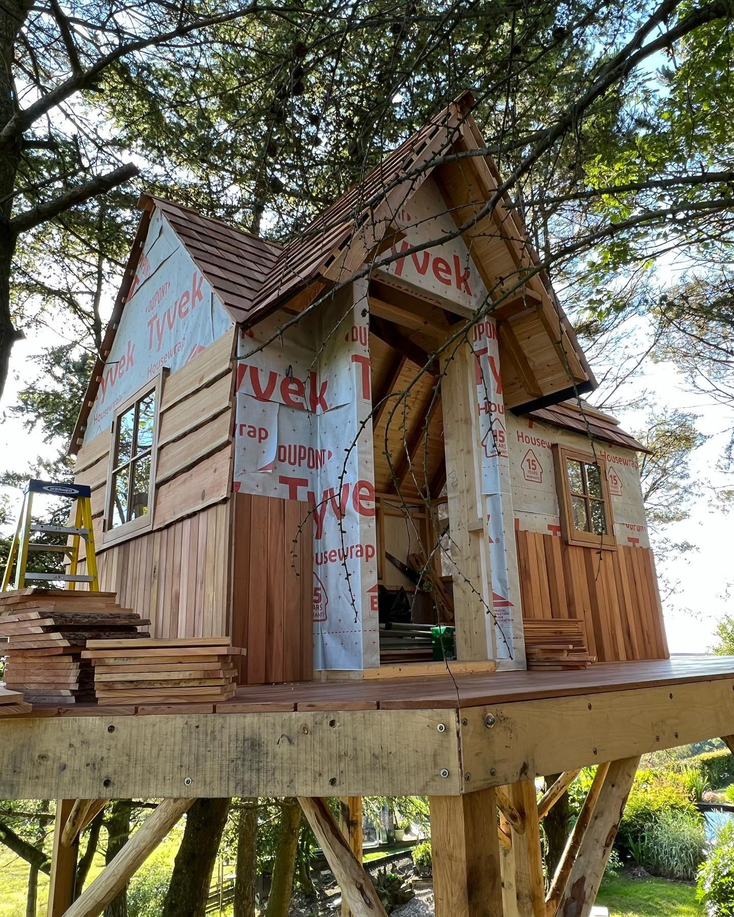Progress pics of our double... - R Design Treehouses Ltd | Facebook