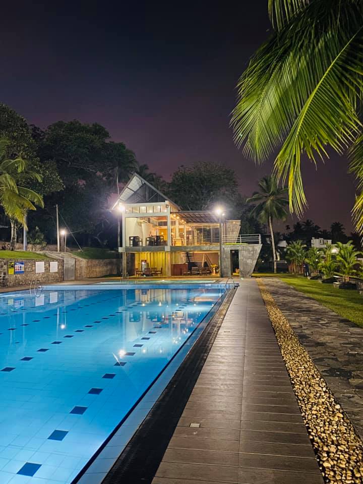 Foster & Reed Pools and... - Foster & Reed Pools and Spas