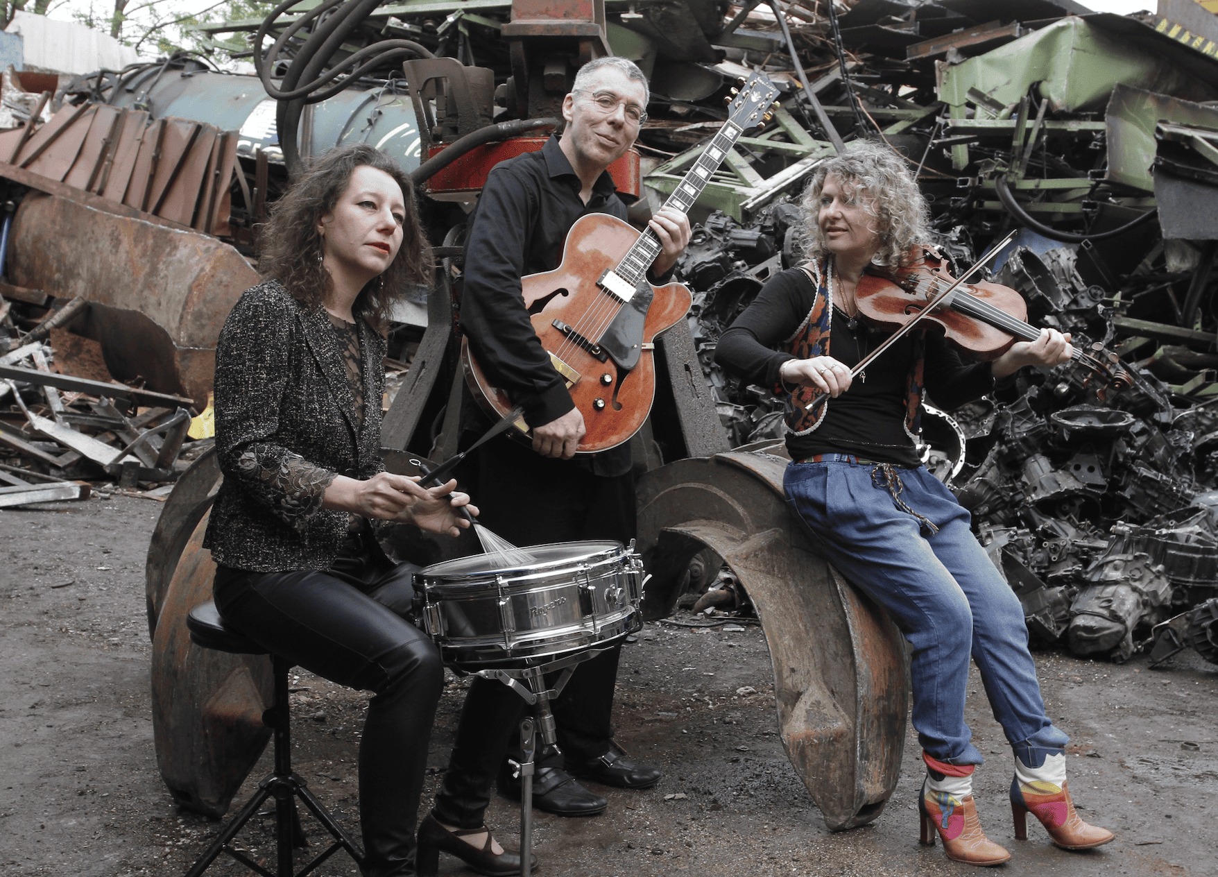 Max & les Ferrailleuses