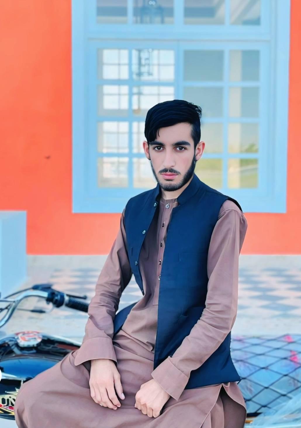 Aziz Khan Shaheen