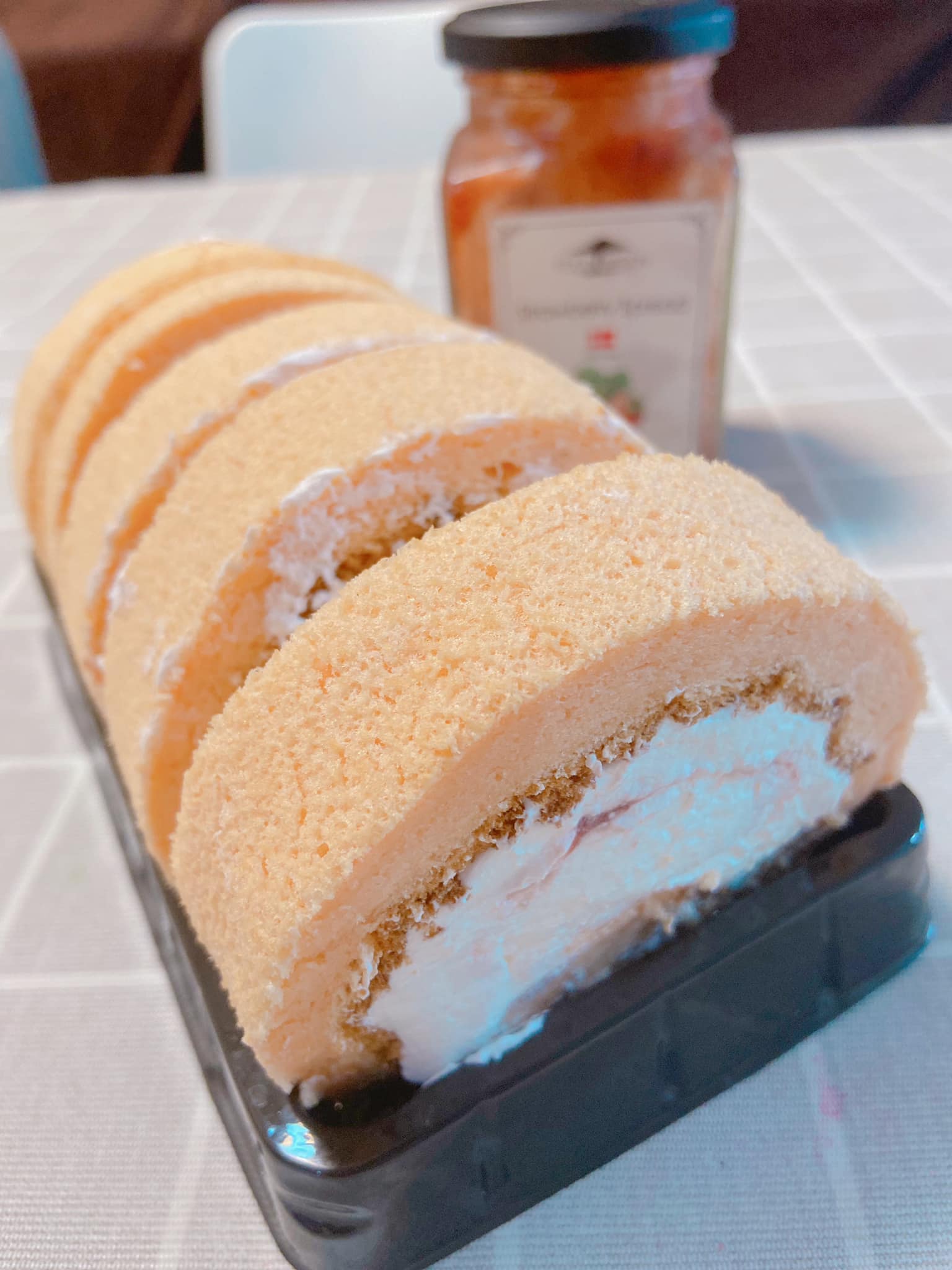新手焗麵包分享 - Pizza 包是其中一種小朋友最喜歡的麵包，因為有菠蘿火腿芝士，出爐有人立即想食 ！ 材料： 高筋麵粉 250g 水 ...